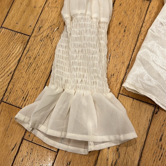 LULUS Style Streak ivory satin square neck tie-back long sleeve top. NWT Size S. - Picture 7 of 13